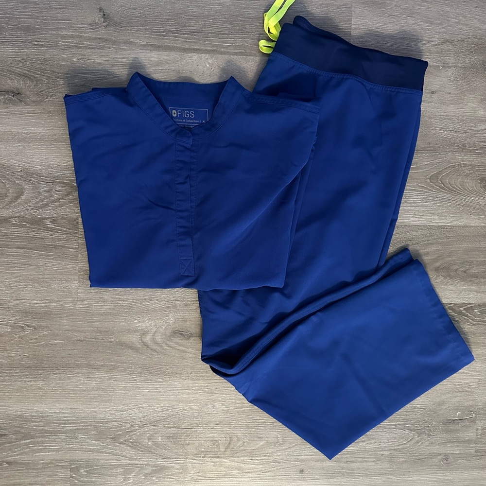 Figs Electric Blue Scrub Set XL/XXL